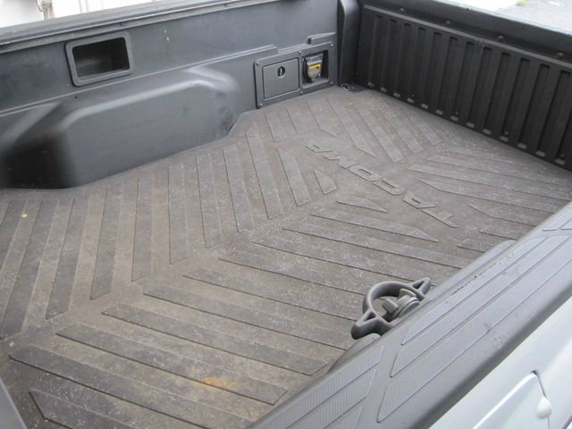 Toyota Tacoma 2005 photo 4