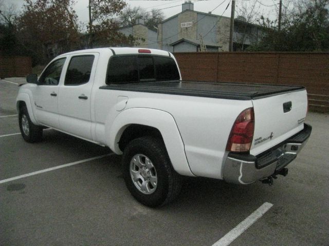 Toyota Tacoma 2005 photo 3