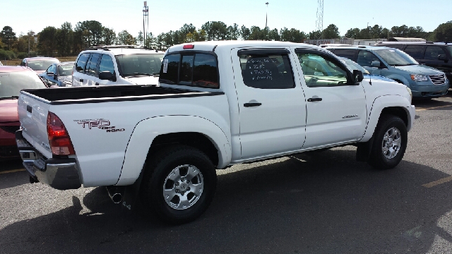 Toyota Tacoma 2005 photo 3