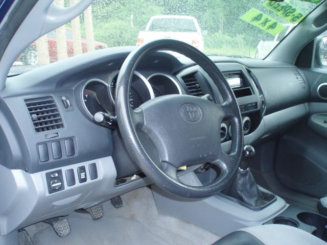 Toyota Tacoma 2005 photo 4