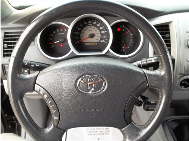 Toyota Tacoma 2005 photo 4