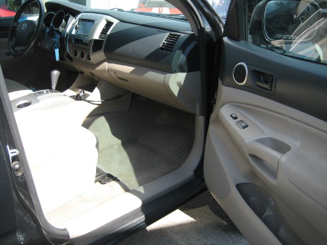 Toyota Tacoma 2005 photo 3