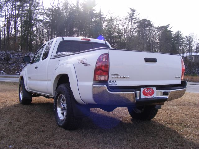 Toyota Tacoma 2005 photo 4