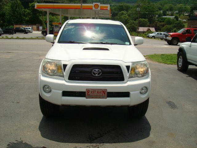 Toyota Tacoma 2005 photo 3