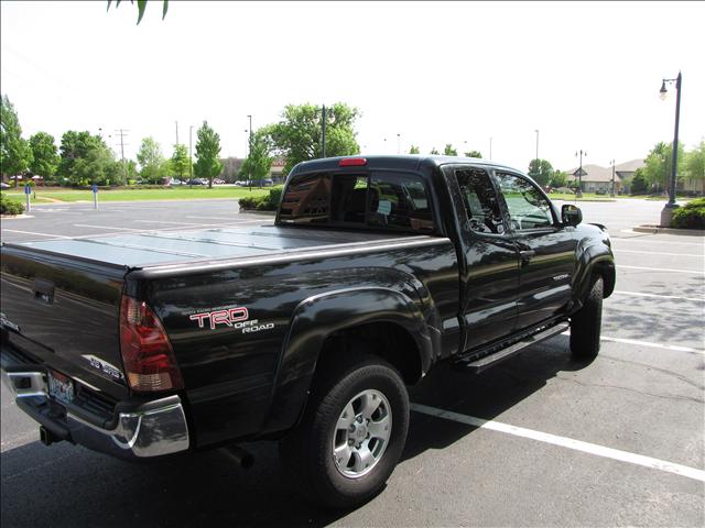 Toyota Tacoma 2005 photo 2