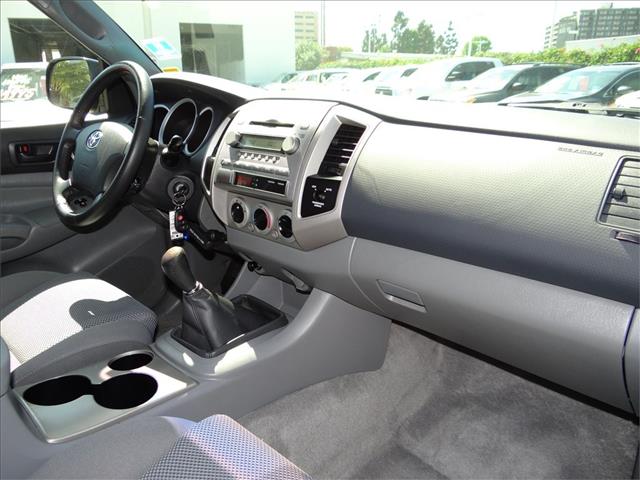 Toyota Tacoma 2005 photo 14