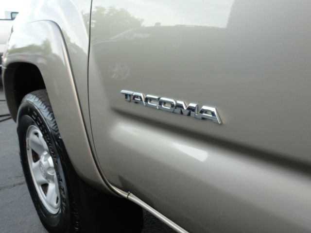 Toyota Tacoma 2005 photo 32