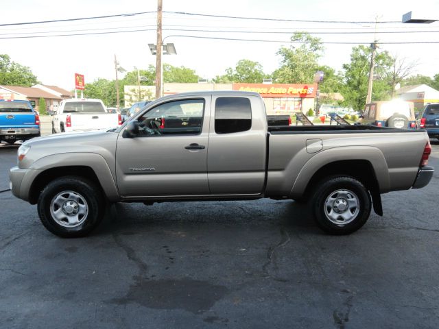 Toyota Tacoma 2005 photo 36