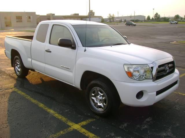 Toyota Tacoma 2005 photo 2