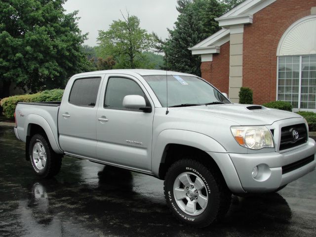 Toyota Tacoma 2WD Supercab Styleside 6-1/2 Ft Box STX Pickup Truck