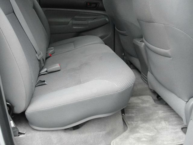 Toyota Tacoma 2005 photo 12