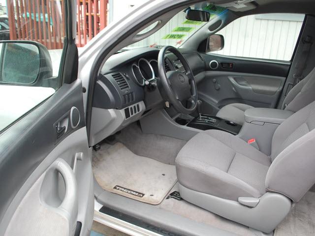 Toyota Tacoma 2005 photo 1