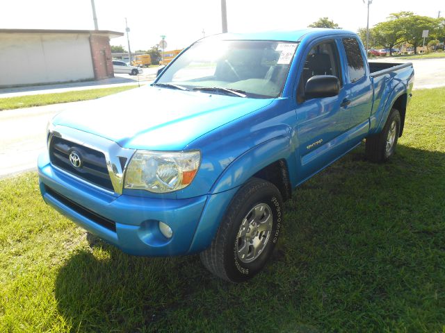 Toyota Tacoma 2005 photo 2