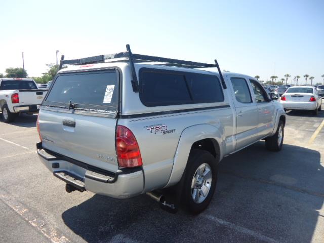 Toyota Tacoma 2005 photo 2