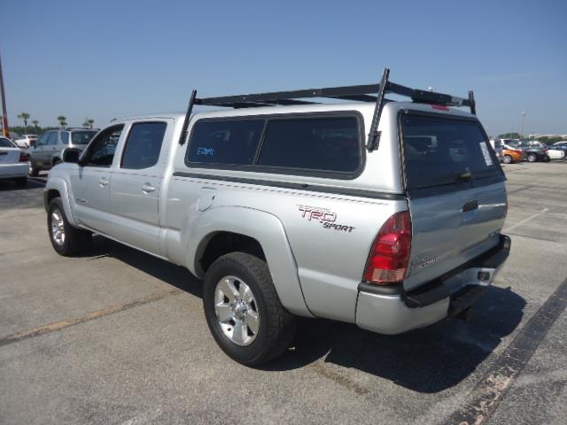 Toyota Tacoma 2005 photo 3