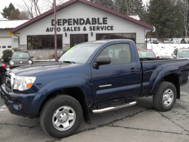 Toyota Tacoma Base Pickup