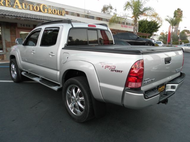 Toyota Tacoma 2006 photo 2