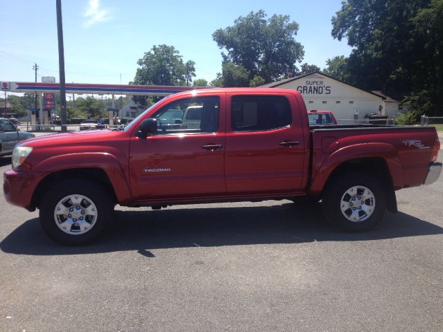 Toyota Tacoma 2006 photo 2