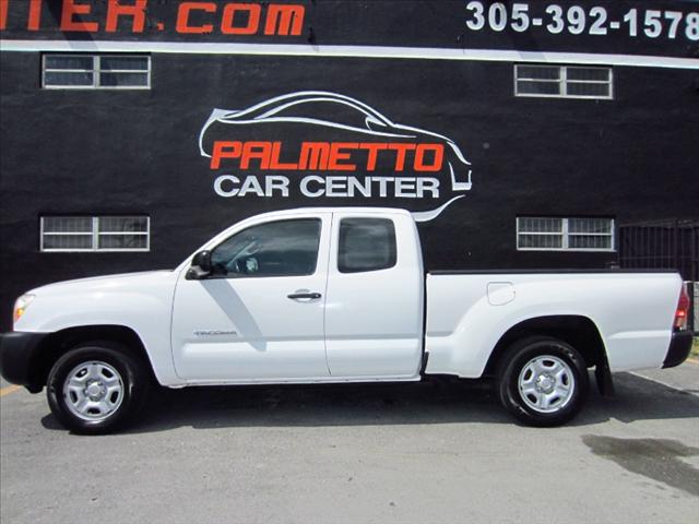 Toyota Tacoma Lariat Supercab Short Bed 4WD Pickup Truck