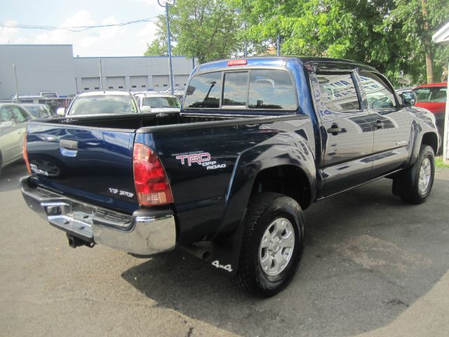 Toyota Tacoma Ext Cab - 4x4 LT At Brookv Pickup Truck