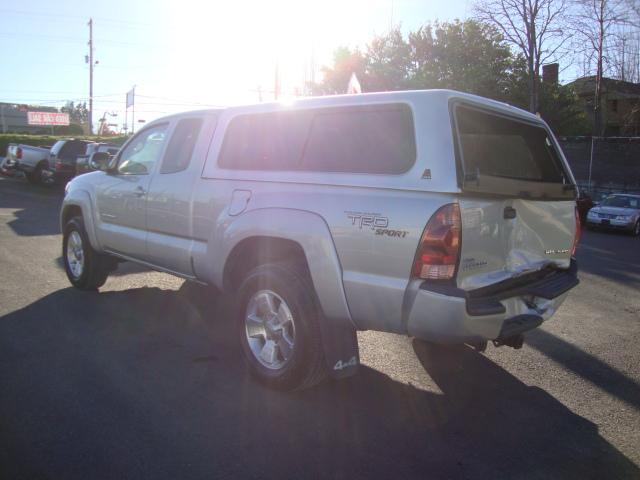 Toyota Tacoma 2006 photo 2