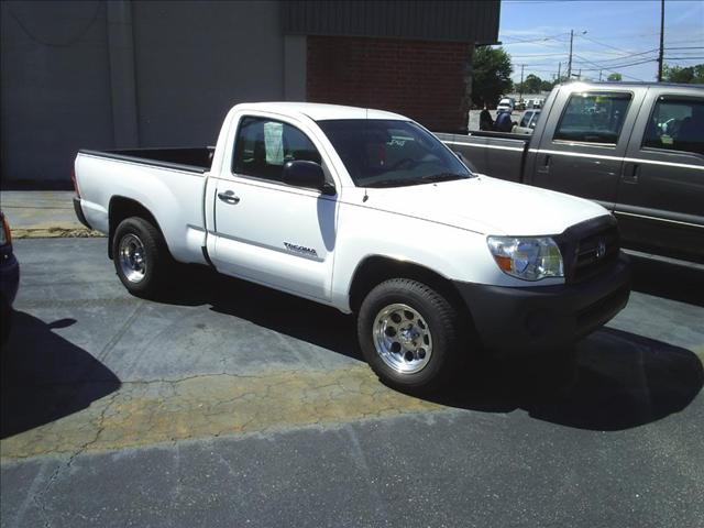 Toyota Tacoma Base Pickup