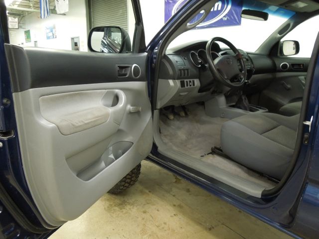 Toyota Tacoma 2006 photo 13