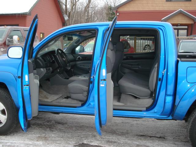 Toyota Tacoma 2006 photo 2