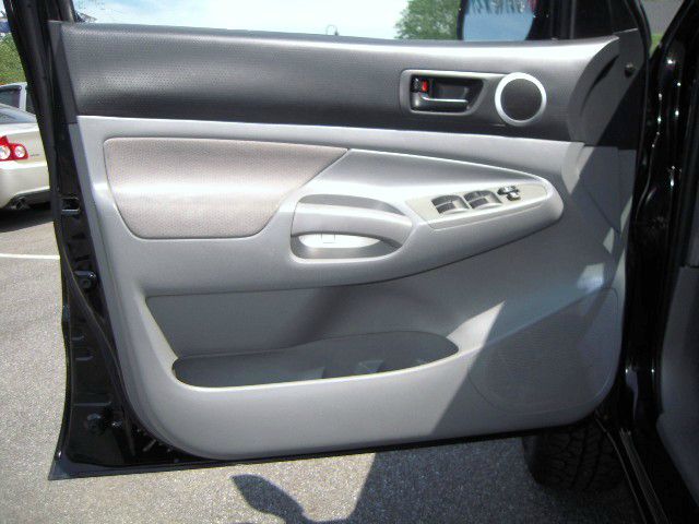 Toyota Tacoma 2006 photo 18