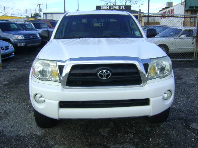 Toyota Tacoma 2006 photo 2