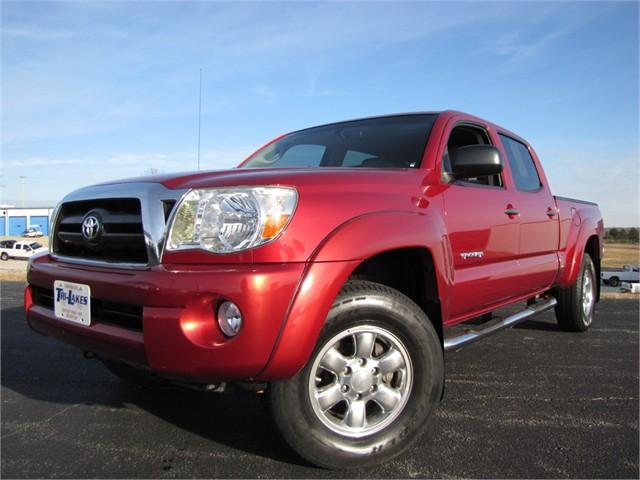 Toyota Tacoma C300 Luxury Pickup