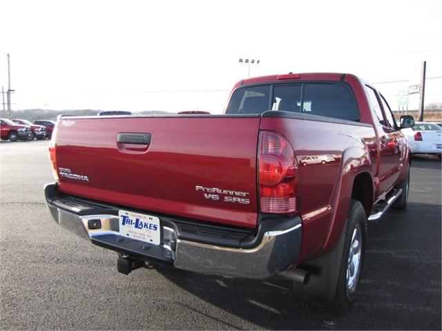 Toyota Tacoma 2006 photo 2