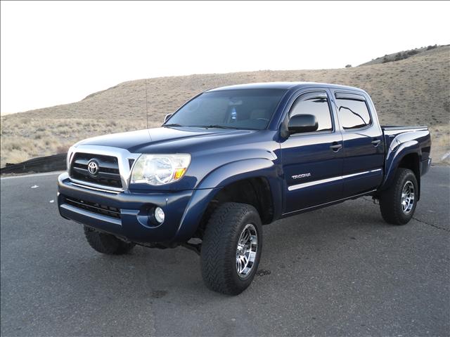 Toyota Tacoma 2006 photo 2