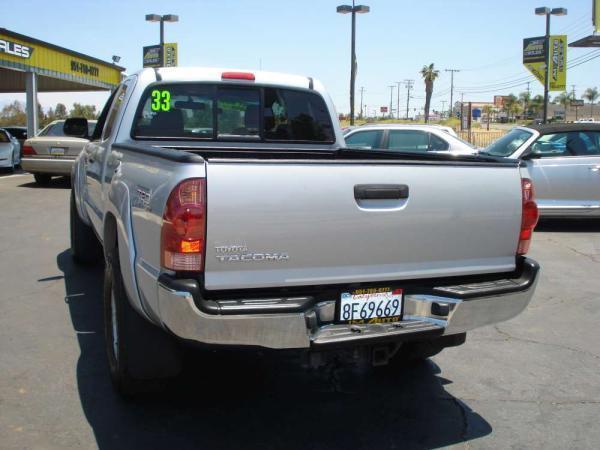 Toyota Tacoma 2006 photo 2