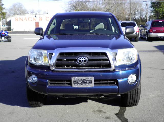 Toyota Tacoma XLT 2WD Pickup