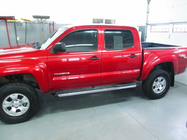 Toyota Tacoma Ext Cab - 4x4 LT At Brookv Pickup Truck