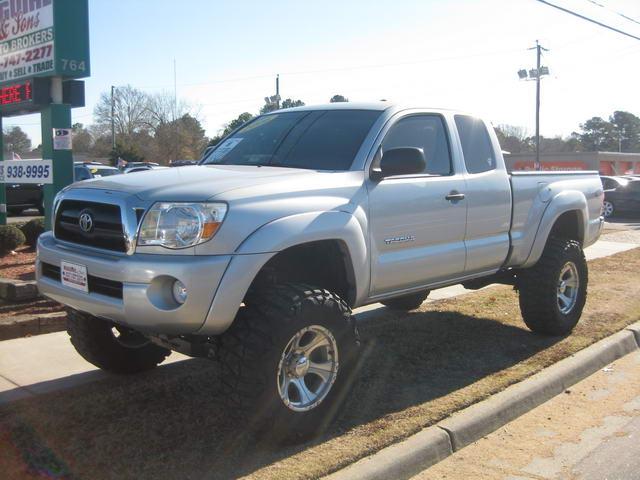 Toyota Tacoma Unknown Unspecified