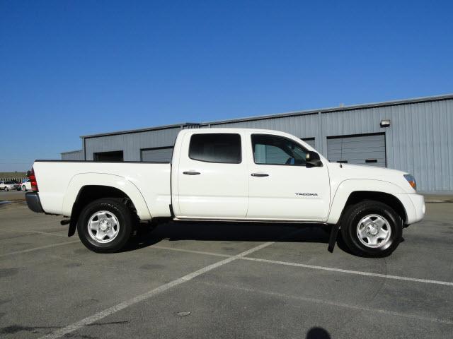 Toyota Tacoma 2006 photo 2