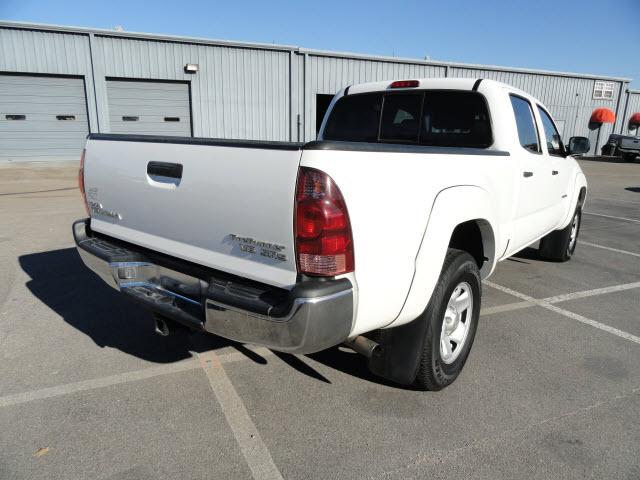 Toyota Tacoma 2006 photo 3