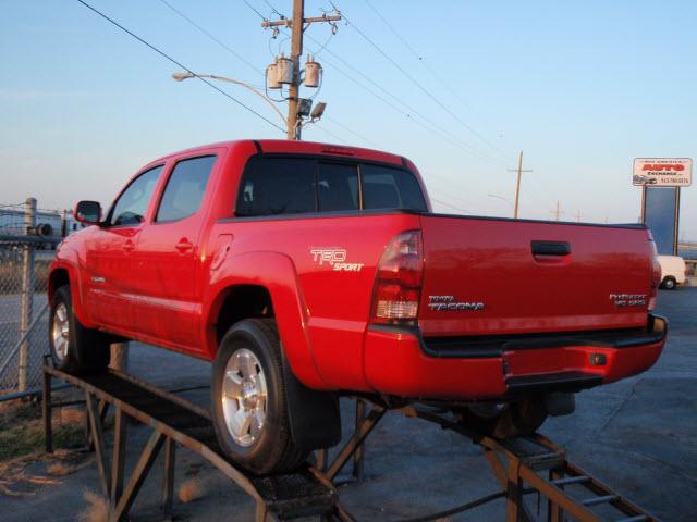 Toyota Tacoma 2006 photo 2