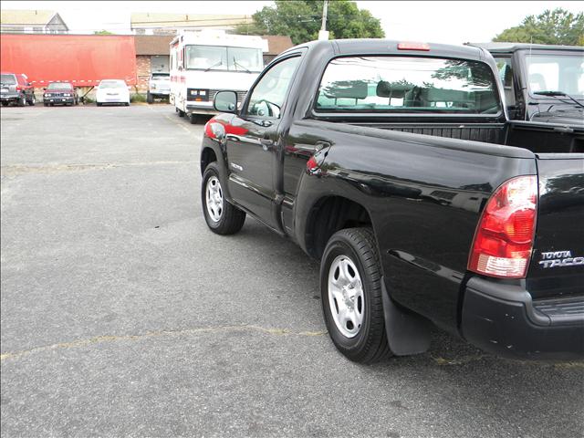 Toyota Tacoma 2006 photo 2