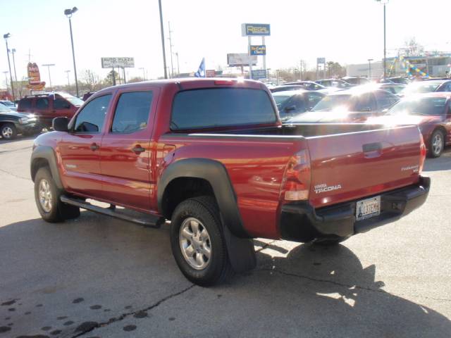 Toyota Tacoma 2006 photo 2