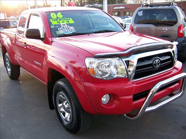 Toyota Tacoma 2006 photo 2