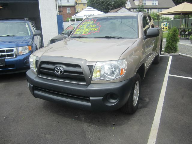 Toyota Tacoma V6 305 HP Pickup Truck