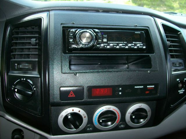 Toyota Tacoma 2006 photo 8