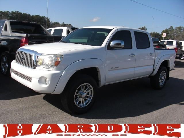 Toyota Tacoma XLT 2WD Pickup