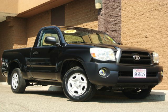 Toyota Tacoma ES 2.4L AUTO Pickup Truck