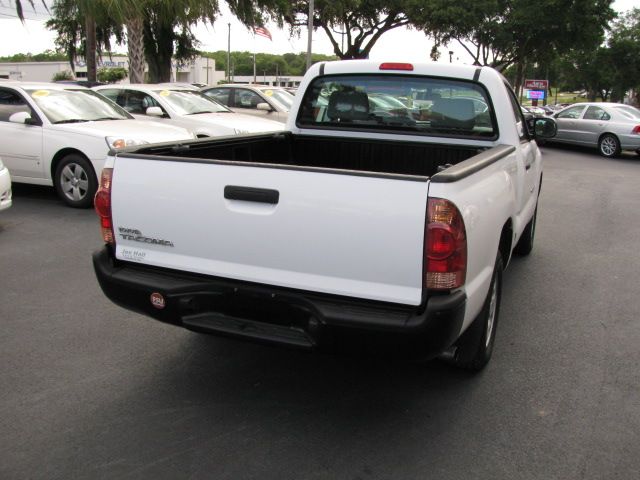 Toyota Tacoma 4WD Silverado 4X4 Pickup Truck