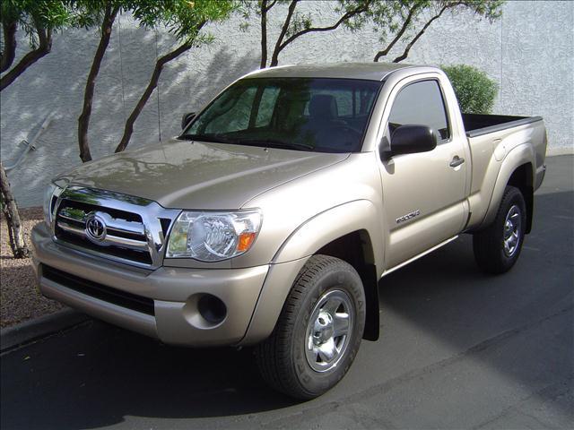 Toyota Tacoma XLT 2WD Pickup