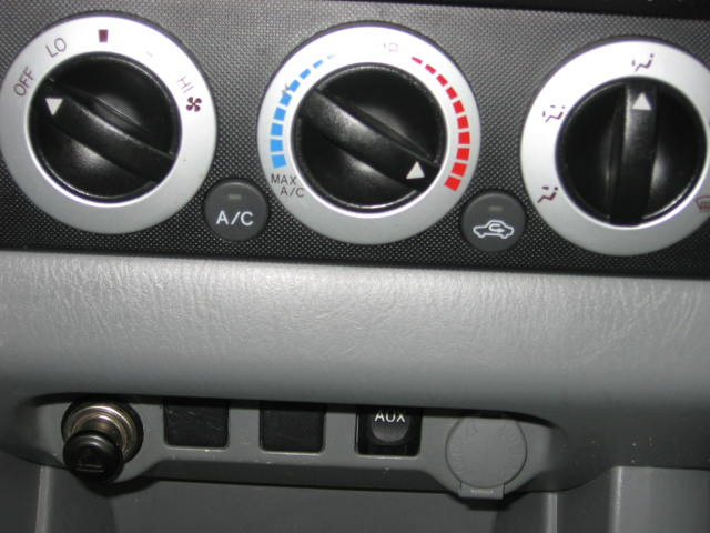 Toyota Tacoma 2009 photo 26